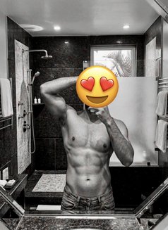 Ivaan - Acompañantes masculino in Ahmedabad Photo 2 of 5