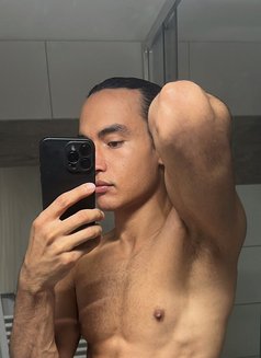 Ivai - Male escort in Berlin Photo 7 of 11