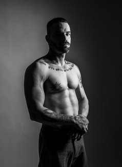 Ivan - Male escort in Lisbon Photo 6 of 7