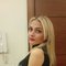 Ivana Blonde - puta in Beirut Photo 4 of 12
