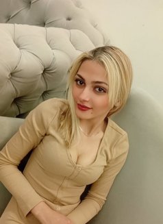 Ivana Blonde - escort in Beirut Photo 6 of 12