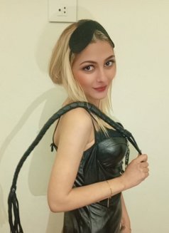 Ivana Blonde - escort in Beirut Photo 8 of 12