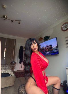 İvana—XXL-Serbia - Acompañantes transexual in İstanbul Photo 24 of 28