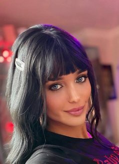 İvana—XXL-Serbia - Transsexual escort in İstanbul Photo 29 of 30