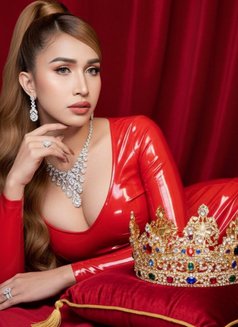 Ivory TOP - Transsexual escort in Singapore Photo 15 of 18