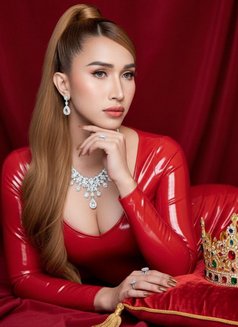 Ivory TOP - Transsexual escort in Singapore Photo 16 of 18