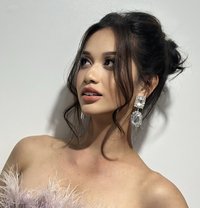 Ivy Aguas - Transsexual escort in Singapore