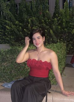 Ivy - Transsexual escort in Al Ain Photo 1 of 7