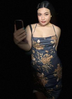 Ivy new available - Transsexual escort in Abu Dhabi Photo 2 of 8