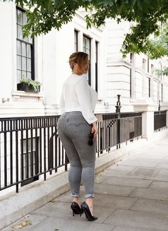 Ivy Grace - escort in London Photo 15 of 15