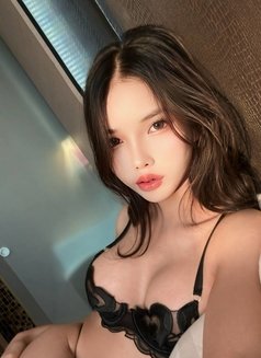 Ivy in Hk - Transsexual escort in Hong Kong Photo 1 of 7