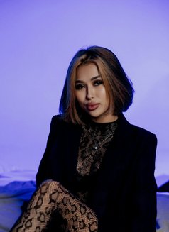 Ivy - escort in Dubai Photo 4 of 8