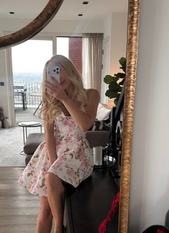 Ivy Ray - escort in London Photo 28 of 30