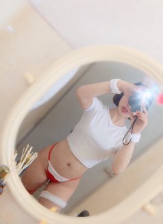 ivy sweet - Transsexual escort in Kuala Lumpur Photo 5 of 8