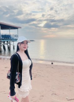 Ivy - escort in Bangkok Photo 6 of 8