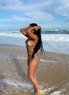 Ivyluv - Male escort in Dubai Photo 9 of 12