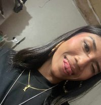 Ivyy - Transsexual escort in Manila