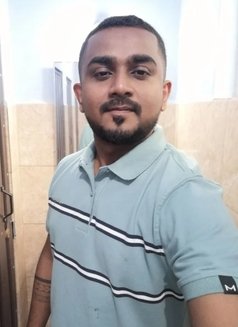 Iwan Dimithri - Male escort in Colombo Photo 1 of 3