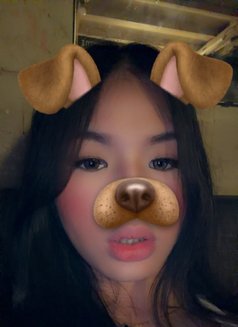 Iwantuclaire - Transsexual escort in Makati City Photo 1 of 10