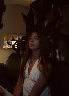 Iwantuclaire - Transsexual escort in Makati City Photo 5 of 10