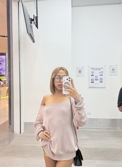 Iya - Acompañantes transexual in Makati City Photo 6 of 10