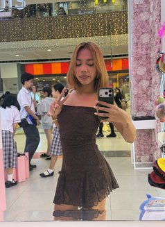 Iya - Acompañantes transexual in Makati City Photo 8 of 10