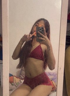 Iya - Acompañantes transexual in Manila Photo 6 of 11