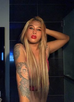 Iyah Ferrari - Transsexual escort in Kuala Lumpur Photo 18 of 18