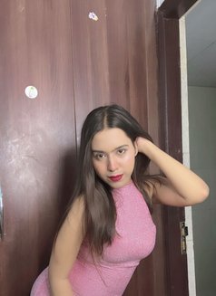 Iyraa - Transsexual escort in Noida Photo 5 of 6