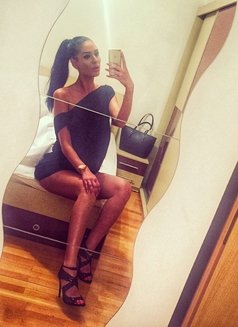 Izabel - escort in Dubai Photo 1 of 7