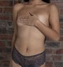 Izabel - masseuse in Cape Town Photo 1 of 4