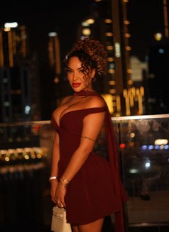 Izabelli, Brazilian 🇧🇷 - puta in Dubai Photo 28 of 30