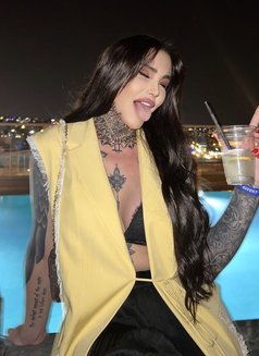 İzmir - Acompañantes transexual in İzmir Photo 2 of 10