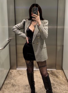 İzmir - Acompañantes transexual in İzmir Photo 4 of 10