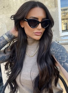 İzmir - Acompañantes transexual in İzmir Photo 9 of 10