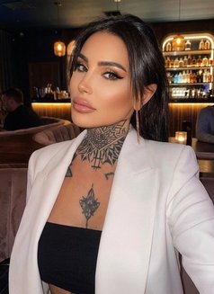 İzmir - Acompañantes transexual in İzmir Photo 10 of 10