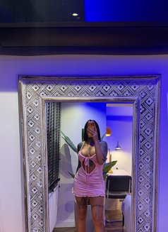 İzmir - Transsexual escort in İzmir Photo 11 of 11