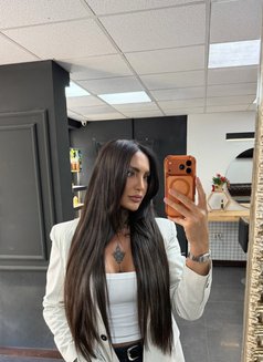 İzmir - Transsexual escort in İzmir Photo 14 of 14