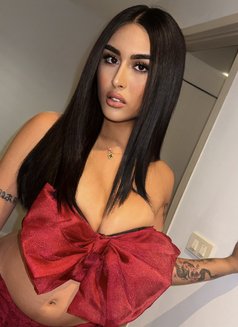 Izumi (TG: @sexyizumi) - puta in Bangkok Photo 2 of 27