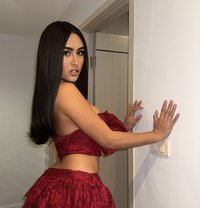 Izumi (TG: @sexyizumi) - puta in Bangkok Photo 1 of 27