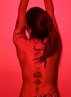 JAl PARI MONALISHA kOHINOOR DOLPHIN - Transsexual escort in Candolim, Goa Photo 1 of 30