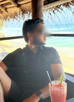 J Boy - Acompañantes masculino in Colombo Photo 5 of 5
