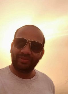 Ja K - Male escort in Bangalore Photo 1 of 1