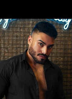 YOUR LUST SATISFACTION BIG MUSCLE ARAB - Male escort in Dubai Photo 6 of 9