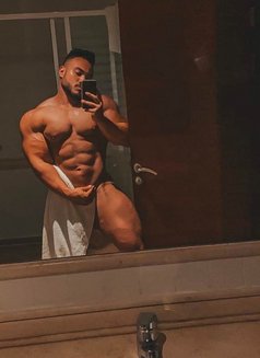 YOUR LUST SATISFACTION BIG MUSCLE ARAB - Male escort in Dubai Photo 8 of 9