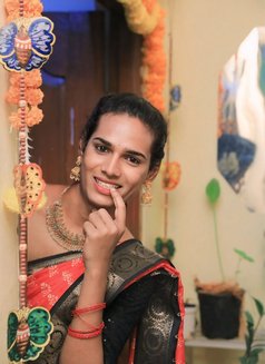 Jaanu cutie - Transsexual escort in Hyderabad Photo 1 of 1