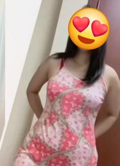 Jaanu Narmatha curvy figure - puta in Colombo Photo 3 of 3