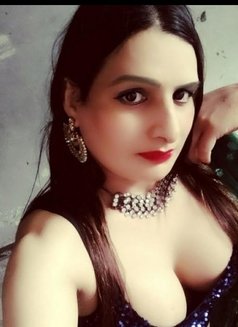 Pakhi choudhary - Transsexual escort in New Delhi Photo 2 of 15