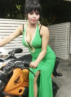 TS RACHELLE REAL MEET OR VIDEO CALL - Transsexual companion in Bangalore Photo 16 of 30