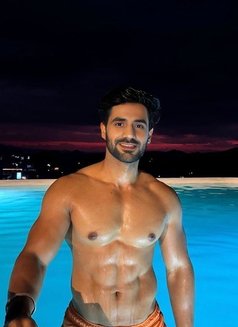 Jaat Hunk - Acompañantes masculino in Chandigarh Photo 1 of 1